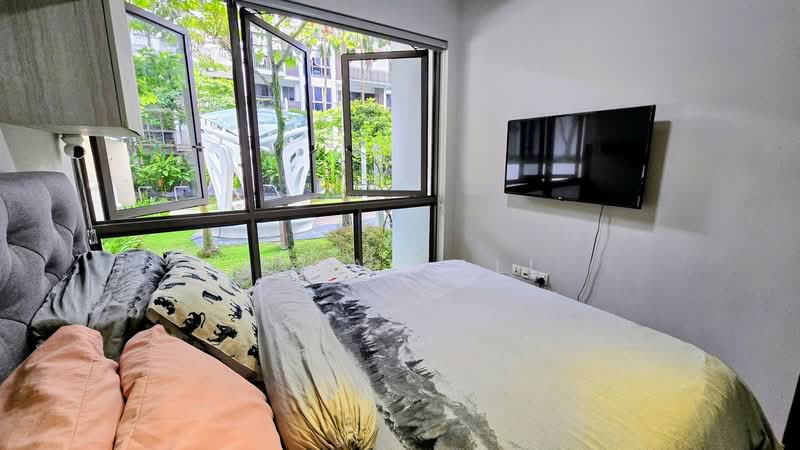 The Inflora Condominium For Sale at S$ 1,100,000 | PropertyGuru Singapore - Bedroom