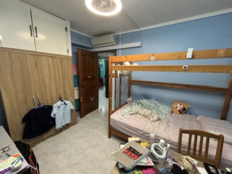 791 Woodlands Avenue 6 HDB Flat For Sale at S$ 565,000 | PropertyGuru Singapore - Bedroom