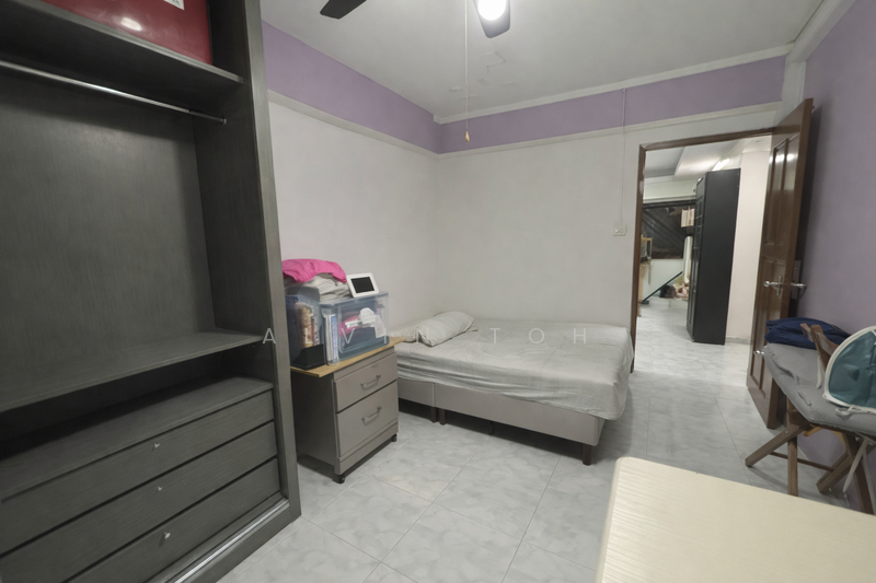 791 Woodlands Avenue 6 HDB Flat For Sale at S$ 565,000 | PropertyGuru Singapore - Bedroom