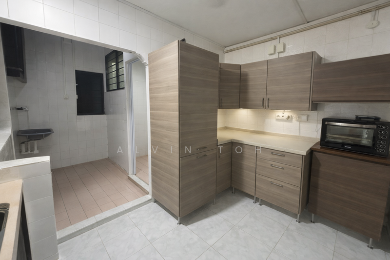 791 Woodlands Avenue 6 HDB Flat For Sale at S$ 565,000 | PropertyGuru Singapore - Kitchen