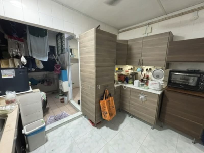791 Woodlands Avenue 6 HDB Flat For Sale at S$ 565,000 | PropertyGuru Singapore - Kitchen