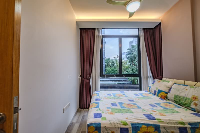 La Fiesta Condominium For Sale at S$ 1,600,000 | PropertyGuru Singapore - Bedroom