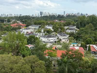 For Sale - ENDLESS POTENTIAL🌟 Huge Regular Plot 🔥BOTANIC GARDENS GCB