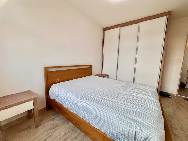 1km to Cedar Pri Sch & Maris Stella, , 3 Bedrooms, 1,001 sqft, HDB Flat For Sale, by Allen Wee, 500082434 - Bedroom - PropertyGuru.com.sg