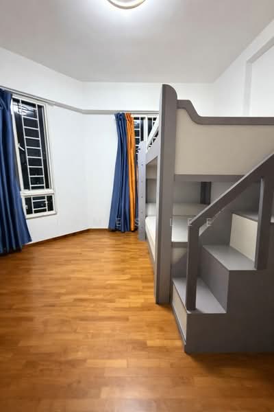 Northoaks Condominium For Sale at S$ 1,300,000 | PropertyGuru Singapore - Bedroom