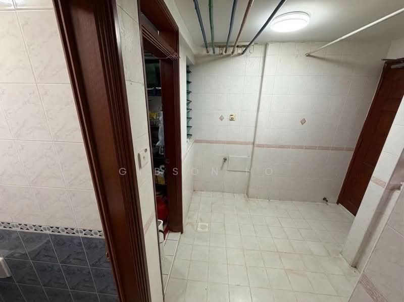 Freehold Condo in D17. Facing Pool View. Condominium For Sale at S$ 1,780,000 | PropertyGuru Singapore - Interior