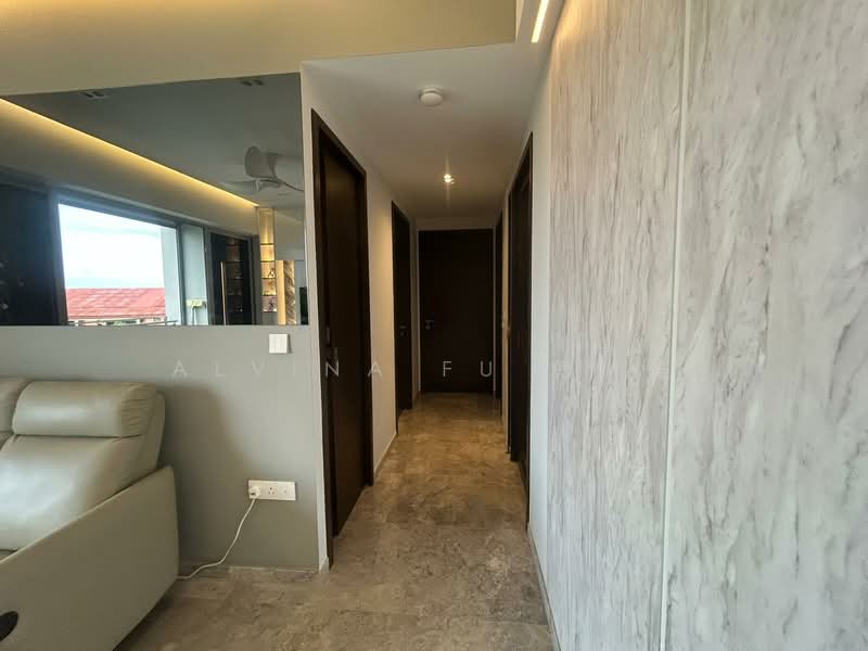 Wilshire Residences Condominium For Sale at S$ 2,330,000 | PropertyGuru Singapore - Corridor