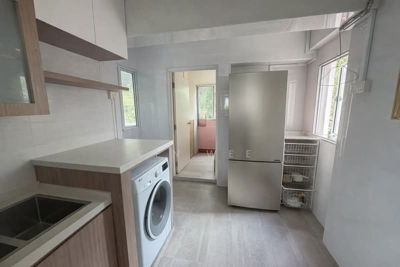 132 Ang Mo Kio Avenue 3, 132 Ang Mo Kio Avenue 3, 3 Bedrooms, 1,259 sqft, HDB Flat For Rent, by Ken Wee, 500082459 - Kitchen - PropertyGuru.com.sg