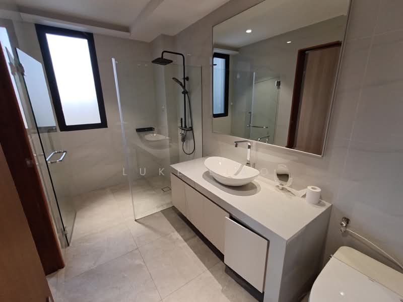 ⭐ Newly Constructed ⭐ 5-Storey Semi Detached 新建五层半独立式住宅, CHANGI ROAD, 5 Bedrooms, 9,438 sqft, Semi-Detached House For Sale, by Luke Liao, 500082466 - Bathroom - PropertyGuru.com.sg