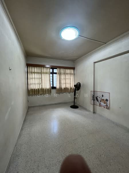 153 Lorong 2 Toa Payoh HDB Flat For Sale at S$ 1,000,000 | PropertyGuru Singapore - Interior