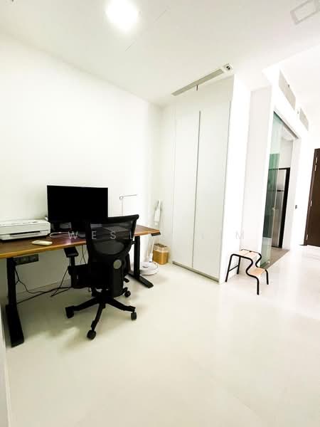 Kallang Riverside Condominium For Sale at S$ 2,438,000 | PropertyGuru Singapore - Study