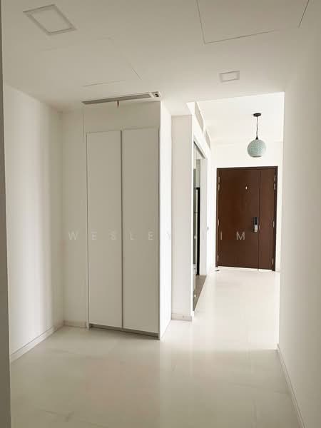 Kallang Riverside Condominium For Sale at S$ 2,438,000 | PropertyGuru Singapore - Entrance