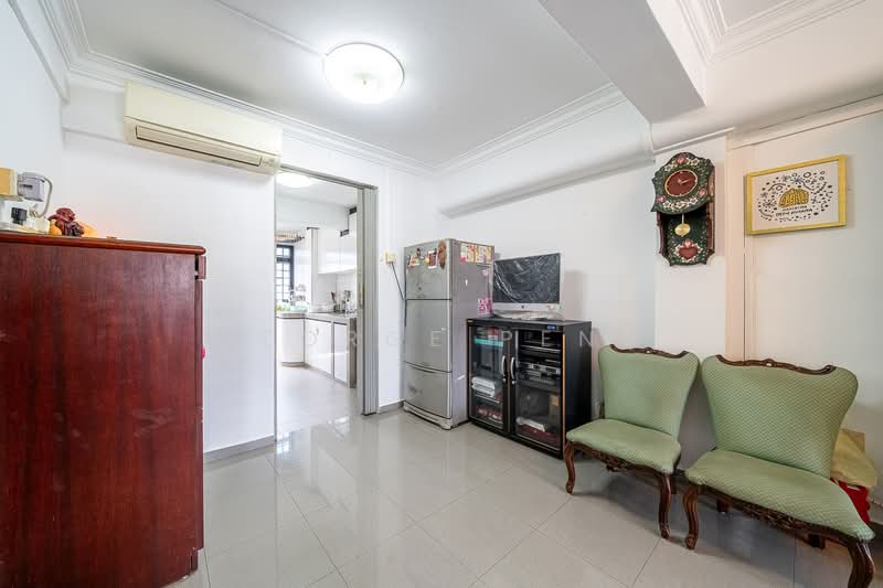 3 Saint George's Road HDB Flat For Sale at S$ 520,000 | PropertyGuru Singapore - Living Room