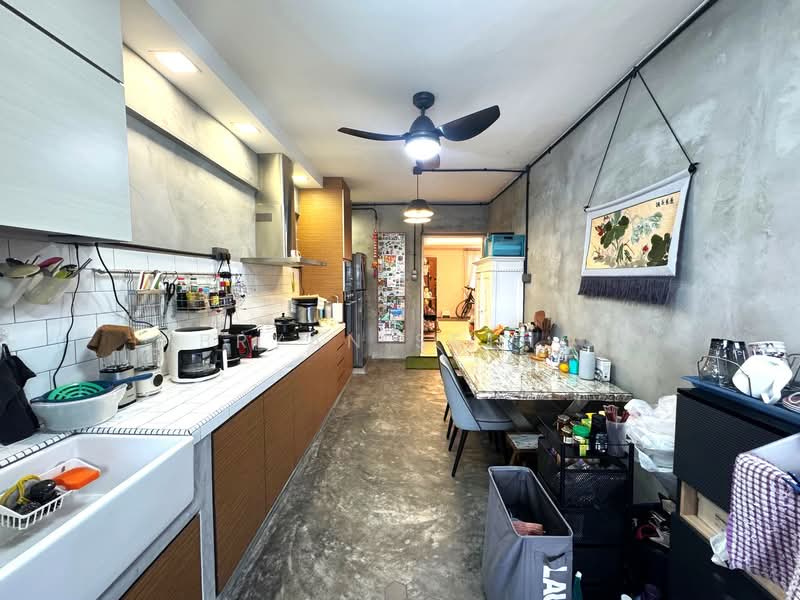 472 Ang Mo Kio Avenue 10 HDB Flat For Sale at S$ 580,000 | PropertyGuru Singapore