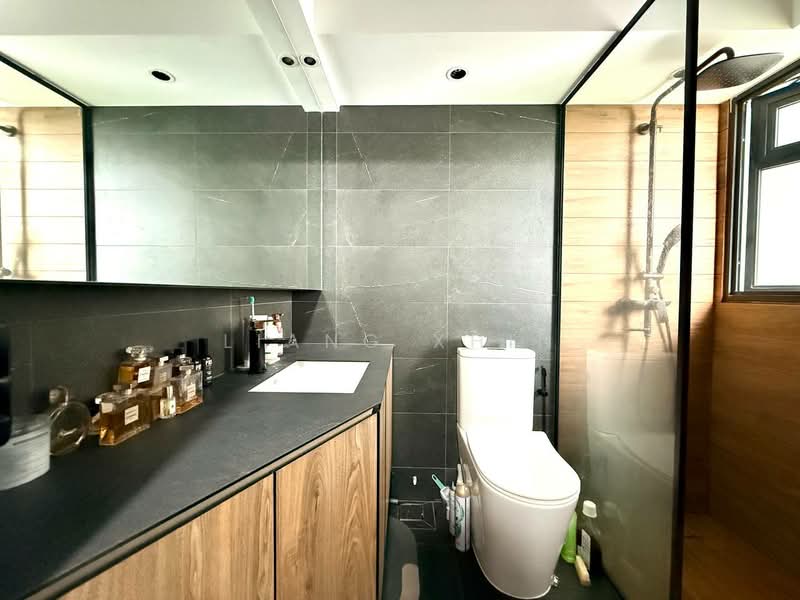 103B Bidadari Park Drive HDB Flat For Sale at S$ 798,888 | PropertyGuru Singapore - Bathroom