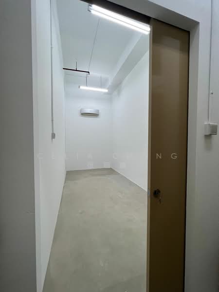 Eunos Techpark, 60 Kaki Bukit Place, 330 sqft, Light Industrial (B1) For Rent, by Celia Chong 张瑂籣, 500082554 - Interior - CommercialGuru.com.sg