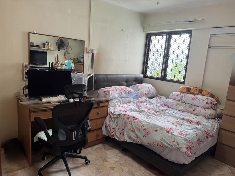 524 Ang Mo Kio Avenue 5 HDB Flat For Sale at S$ 620,000 | PropertyGuru Singapore - Bedroom