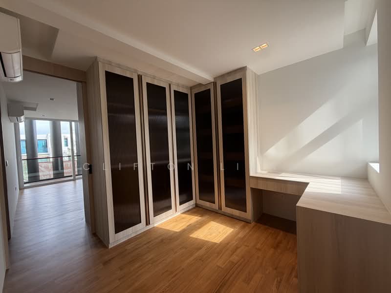 ✨ 12B Brighton Crescent TOP SOON, 12 Brighton Crescent, 5 Bedrooms, 6,500 sqft, Corner Terrace For Sale, by Clifton Liang, 500082565 - Master Bedroom - PropertyGuru.com.sg