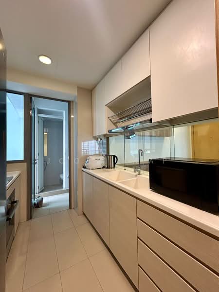 A Treasure Trove, 64 Punggol Walk, 3 Bedrooms, 1,044 sqft, Condominium For Rent, by Jooli Yeap, 500082566 - Kitchen - PropertyGuru.com.sg