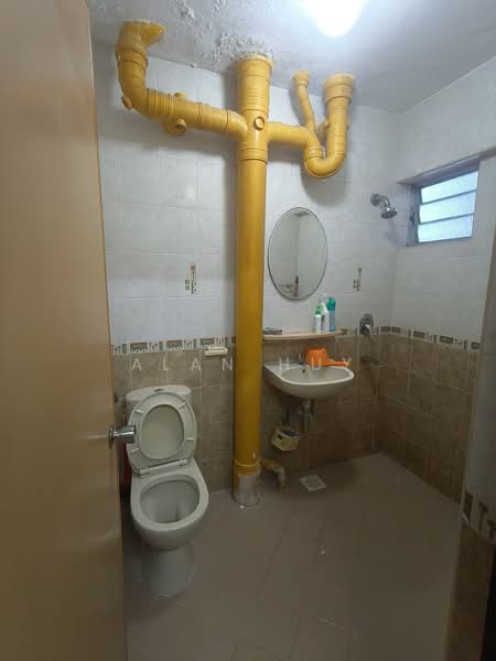 Neptune Court, 1 Marine Vista, Room Rental, 200 sqft, Apartment For Rent, by Alan Huy, 500082567 - Bathroom - PropertyGuru.com.sg