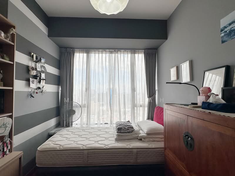 Vista Residences, 26 Jalan Datoh, 3 Bedrooms, 1,216 sqft, Condominium For Rent, by Mabel Heah, 500082569 - Bedroom - PropertyGuru.com.sg