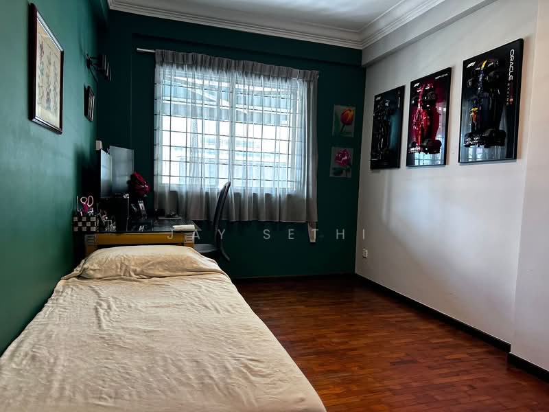 Stratford Court Condominium For Sale at S$ 2,280,000 | PropertyGuru Singapore - Bedroom