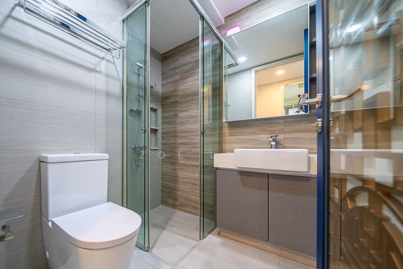 High Park Residences, 21 Fernvale Road, 2 Bedrooms, 667 sqft, Condominium For Rent, by Zoe Lim, 500082601 - Bathroom - PropertyGuru.com.sg