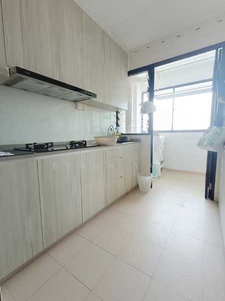 365C Upper Serangoon Road, 365C Upper Serangoon Road, 3 Bedrooms, 990 sqft, HDB Flat For Rent, by Byron Yap, 500082611 - Kitchen - PropertyGuru.com.sg