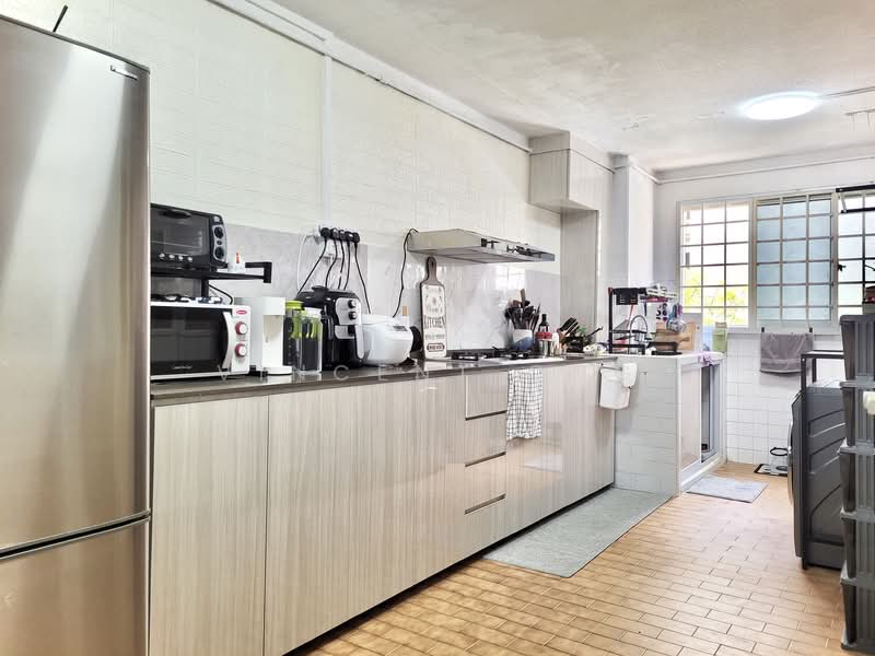 122 Bedok Reservoir Road, 122 Bedok Reservoir Road, 3 Bedrooms, 904 sqft, HDB Flat For Rent, by Vincent Ong, 500082625 - Kitchen - PropertyGuru.com.sg