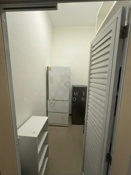 Leedon Residence, 6 Leedon Heights, 3 Bedrooms, 2,110 sqft, Condominium For Rent, by Rosa Mee Sook Hong Ciupa, 500082626 - storage  - PropertyGuru.com.sg