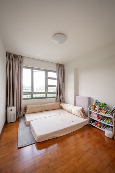 679B Punggol Drive HDB Flat For Sale at S$ 930,000 | PropertyGuru Singapore - Bedroom