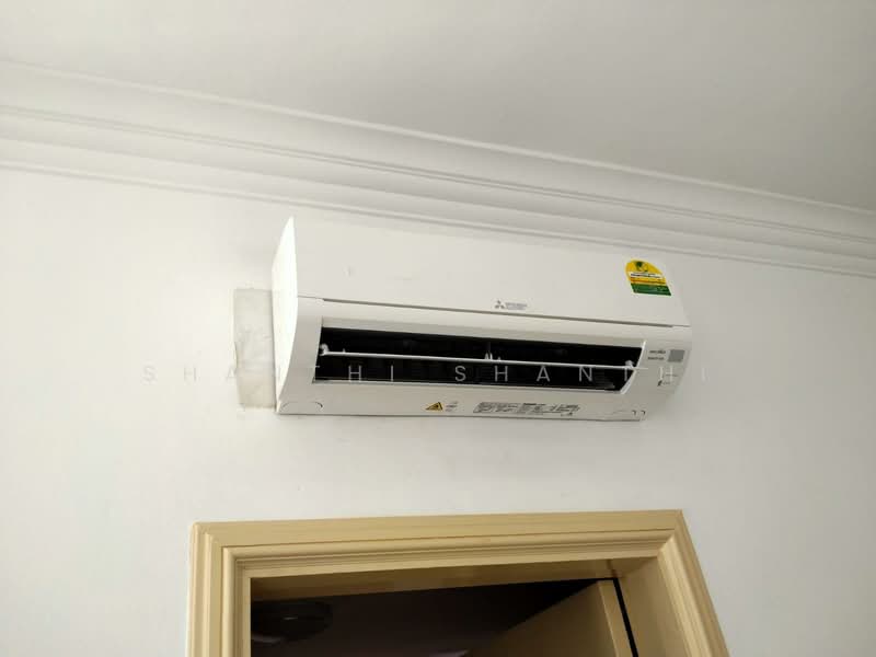 City Fringe Enbloc Potential 2 bed Ensuite Apartment For Sale at S$ 1,499,999 | PropertyGuru Singapore - Interior