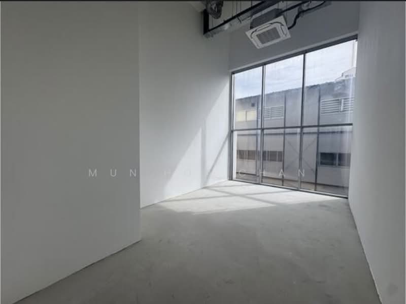 The MidTown, 1189 Upper Serangoon Road, 767 sqft, Mall Shop For Rent, by Mun Hon Chan, 500082657 - Interior - CommercialGuru.com.sg