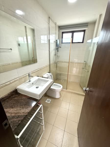 406 Pasir Panjang Road, 406 Pasir Panjang Road, Studio, 150 sqft, Terraced House For Rent, by Sean Ong, 500082667 - Bathroom - PropertyGuru.com.sg
