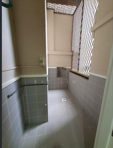 Leonie Condotel, 2 Leonie Hill Road, 2 Bedrooms, 861 sqft, Condominium For Rent, by Ray Lim, 500082668 - Interior - PropertyGuru.com.sg