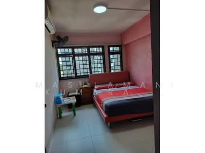 For Rent - 575 Woodlands Glen