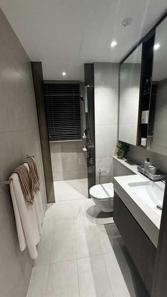 Pinery Residences Condominium For Sale at S$ 1,930,000 | PropertyGuru Singapore - Bathroom