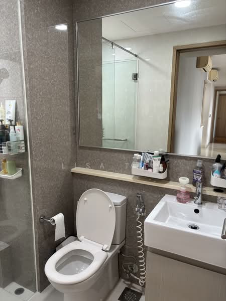 Twin Fountains Executive Condominium For Sale at S$ 1,480,000 | PropertyGuru Singapore - Bathroom
