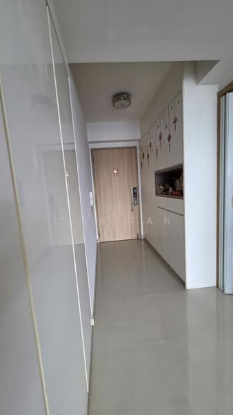 Twin Fountains Executive Condominium For Sale at S$ 1,480,000 | PropertyGuru Singapore - Entrance