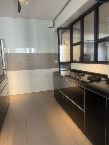 573C Woodlands Drive 16 HDB Flat For Sale at S$ 730,000 | PropertyGuru Singapore - Kitchen