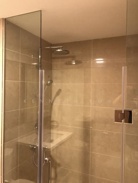 Kingsford Waterbay, 66 Upper Serangoon View, 1 Bedroom, 474 sqft, Condominium For Rent, by Kenneth Koh, 500082705 - Bathroom - PropertyGuru.com.sg