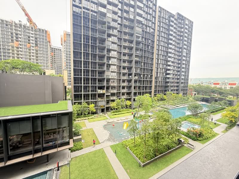 Tembusu Grand, 96 Jalan Tembusu, 2 Bedrooms, 743 sqft, Condominium For Sale, by Hendra Ng, 500082707 - Balcony - PropertyGuru.com.sg