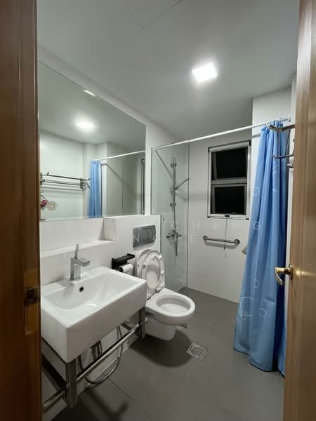 Worthington, 35 Butterworth Lane, 2 Bedrooms, 893 sqft, Apartment For Rent, by SIM EE CHENG ANGIE, 500082712 - Bathroom - PropertyGuru.com.sg