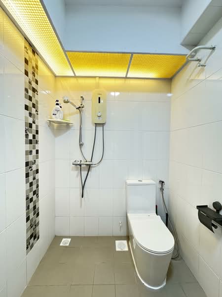 488D Choa Chu Kang Avenue 5, 488D Choa Chu Kang Avenue 5, Room Rental, 150 sqft, HDB Flat For Rent, by Jay Lee, 500082733 - Bathroom - PropertyGuru.com.sg