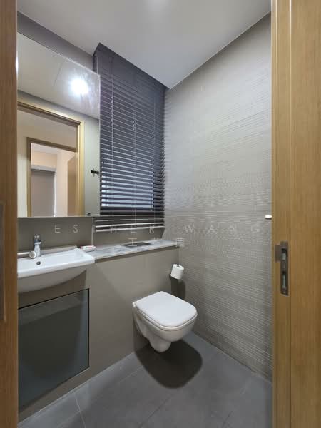 Skyline Residences, 612 Telok Blangah Road, 2 Bedrooms, 829 sqft, Condominium For Rent, by Esther Wang 王芝茵, 500082735 - Bathroom - PropertyGuru.com.sg