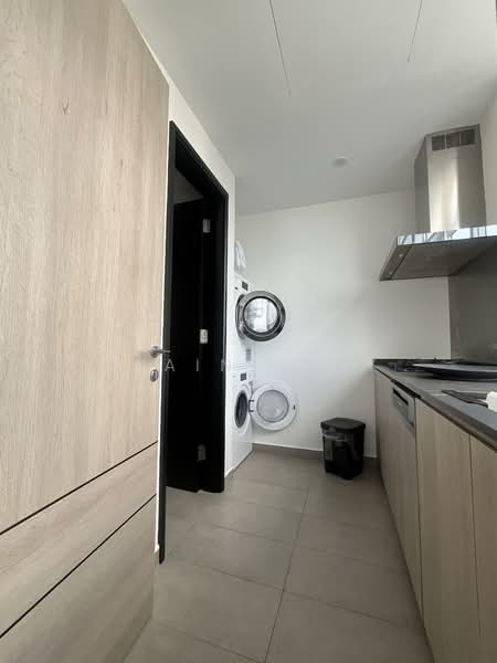 Orchard Scotts, 7 Anthony Road, 3 Bedrooms, 2,282 sqft, Condominium For Rent, by Elaine Tay, 500082741 - Kitchen - PropertyGuru.com.sg
