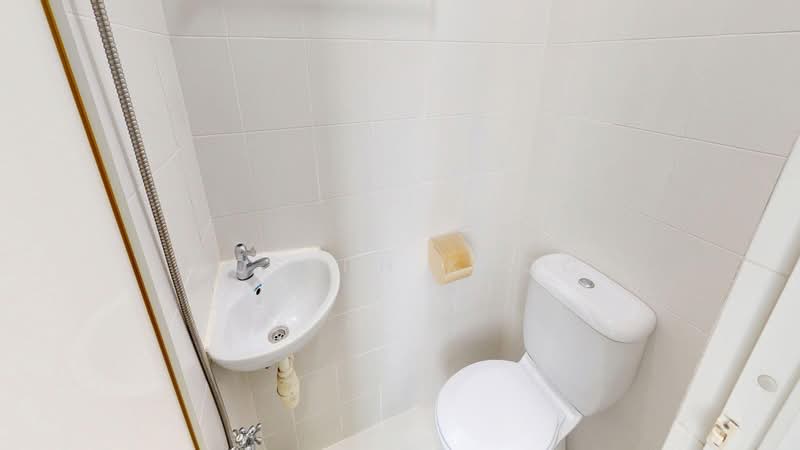 Twin Regency, 28 Kim Tian Road, 3 Bedrooms, 1,227 sqft, Condominium For Rent, by Joseph Khoo, 500082744 - WC - PropertyGuru.com.sg