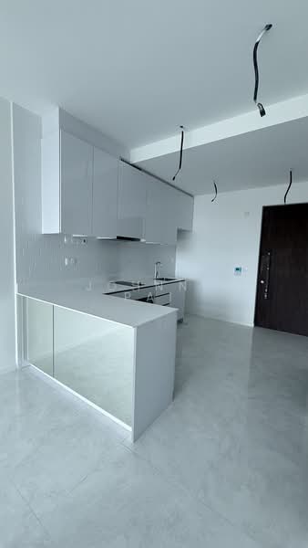 Kovan Jewel, 51 Kovan Road, 1 Bedroom, 620 sqft, Condominium For Rent, by Johnny Pai, 500082752 - Kitchen - PropertyGuru.com.sg