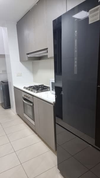 FLO Residence Condominium For Sale at S$ 1,410,000 | PropertyGuru Singapore - Kitchen