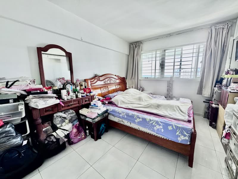 45 Marine Crescent HDB Flat For Sale at S$ 695,000 | PropertyGuru Singapore - Bedroom